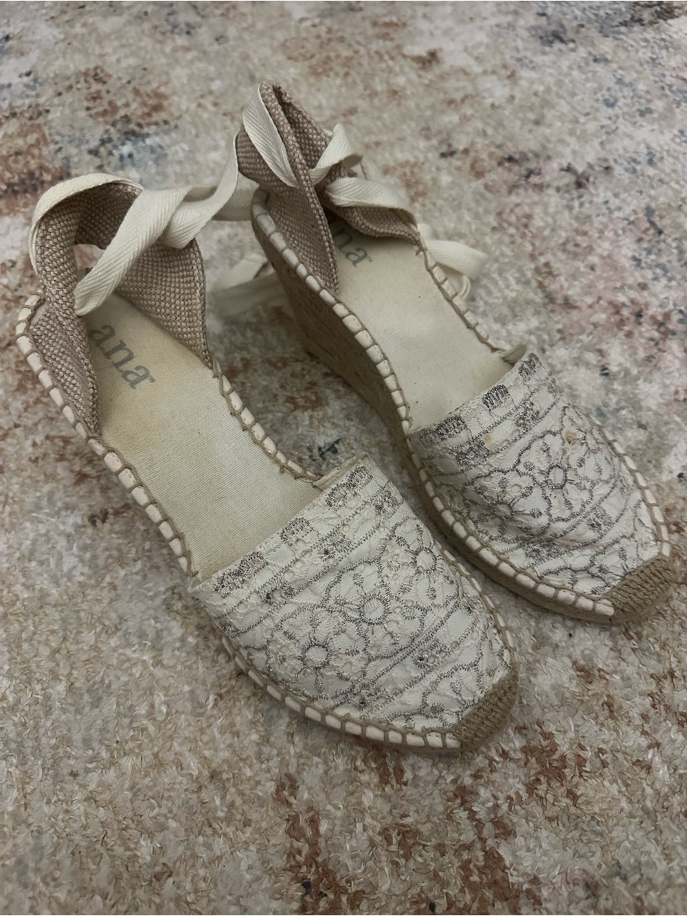 a.n.a. Lace-Up Espadrille Flats Size 8 (Fits Like 7.5)